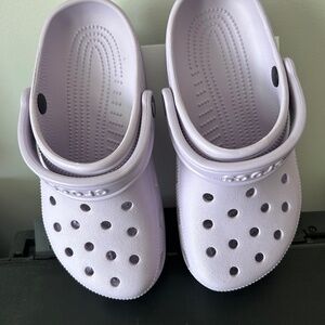 Classic Crocs in lavender W7/M5